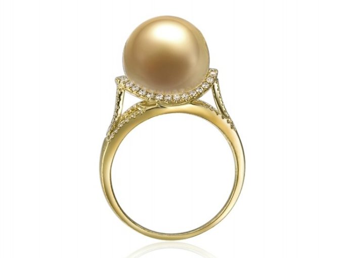 Sibille South Sea Pearl and Diamond Ring