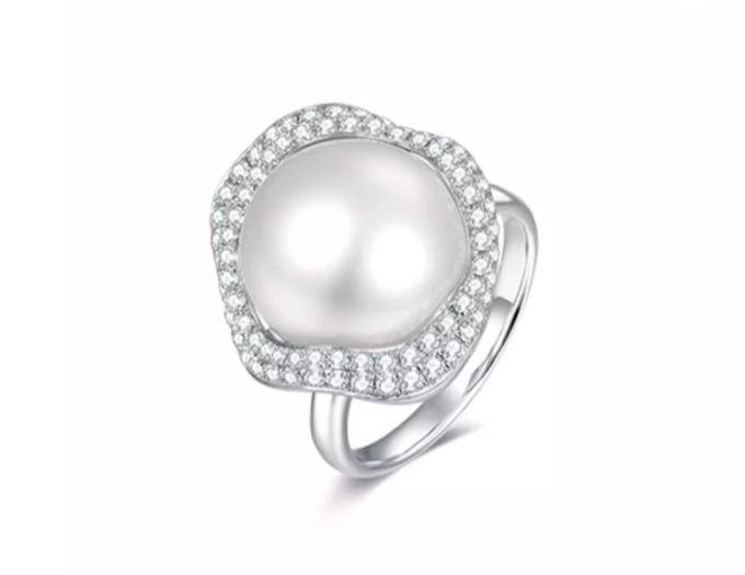 South Sea Pearl and Diamond Ring