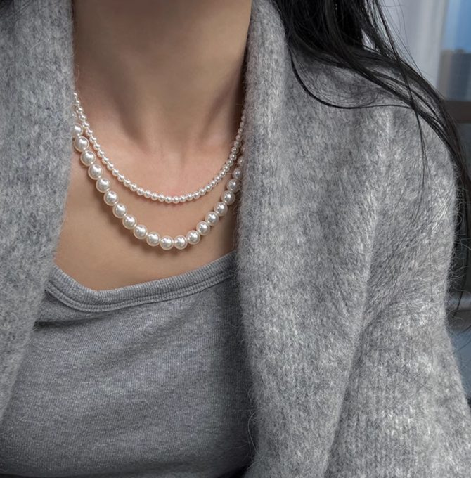 White Akoya Pearl & Diamonds Strand