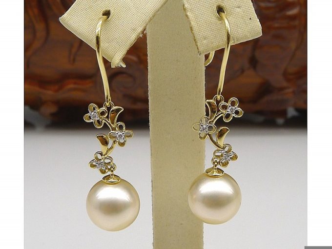 South Sea Pearl and Diamond Yasmin Earrings