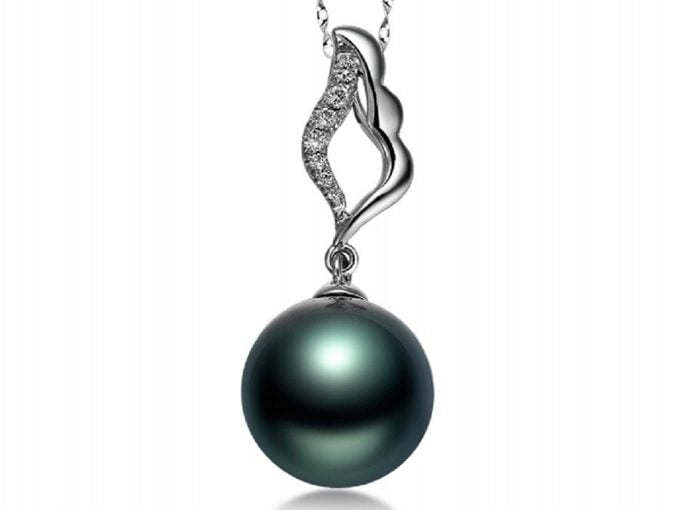 Barret Tahitian Pearl and Diamond Pendant