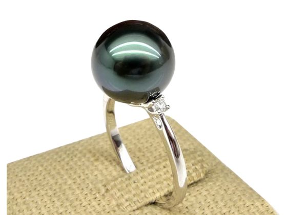 14K/18K Gold Madeleine Tahitian Pearl and Diamond Ring