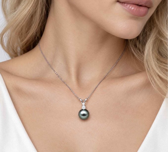 14K Gold Winnie Black Tahitian Pearl Pendant