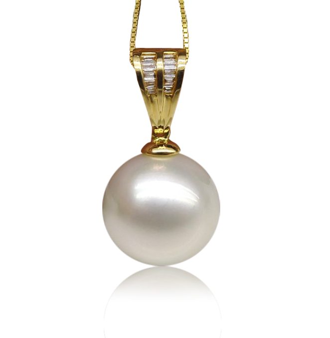Zoey Akoya Pearl and Diamond Pendant