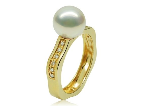 Blaise Akoya Pearl and Diamond Ring