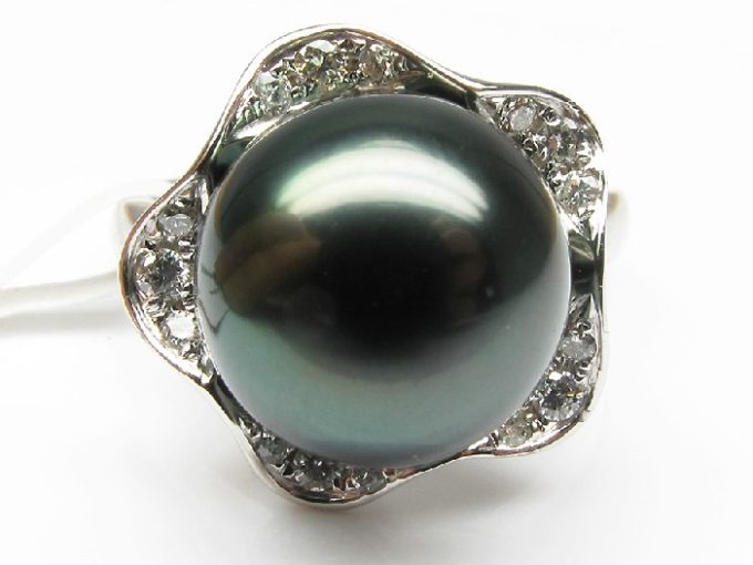 Rosine Tahitian Pearl and Diamond Ring