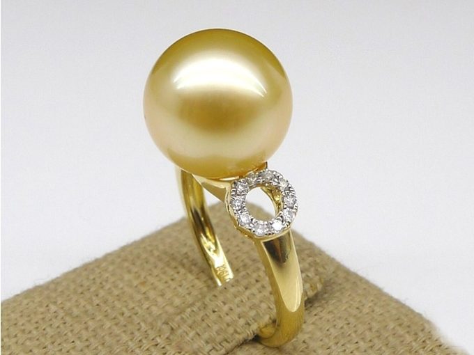 Alyssa South Sea Pearl and Diamond Ring