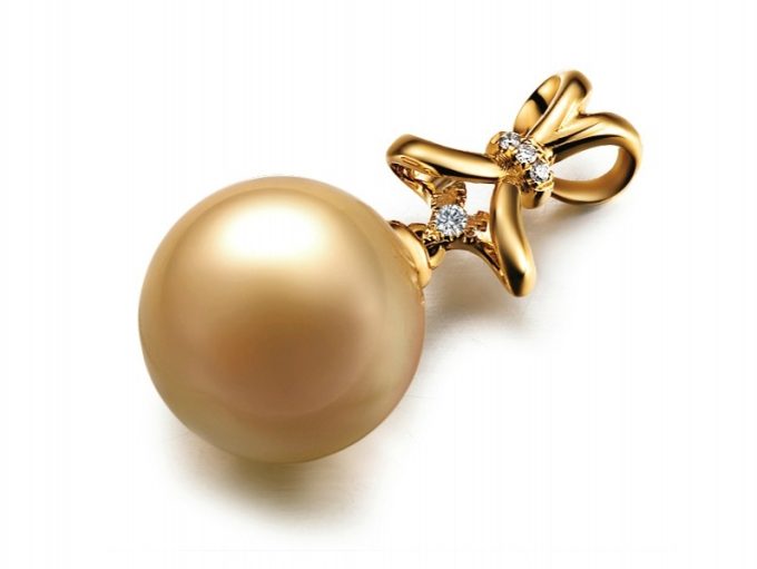 Berger South Sea Pearl and Diamond Pendant